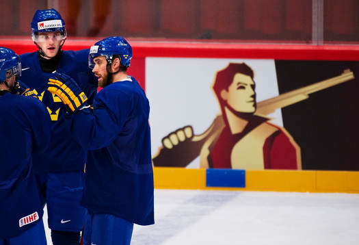 Mattias Ekholm och Henrik Zetterberg i en diskussion