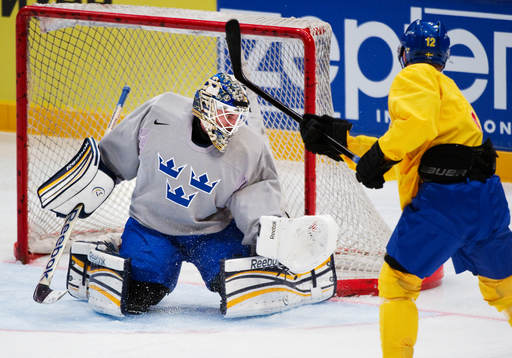 Jhonas Enroth, målvakt