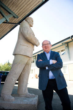 Kalevi Hämäläinen, företagare och sponsor, har en