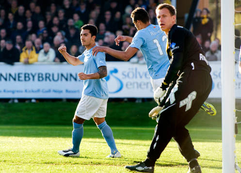 Bläddra bland fler bilder av Fotboll, allsvenskan, Mjällby - Malmö FF