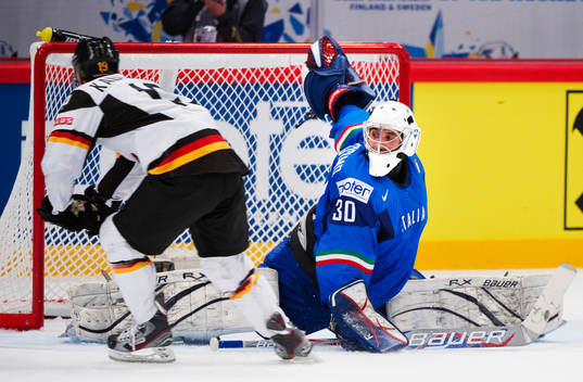 Evan Kaufmann, Tyskland och Daniel Bellissimo, målvakt,