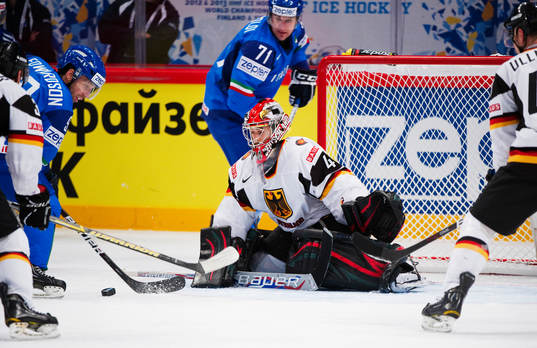 Dennis Endras, målvakt, Tyskland