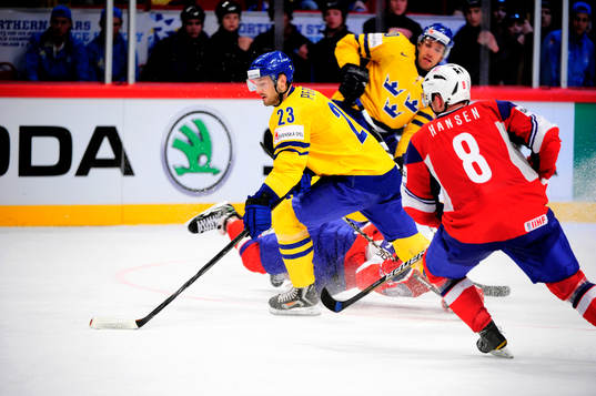Niklas Persson, Sverige