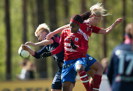 Petra Larsson, Linköping, Emma Sjödahl och Danesha Adams,