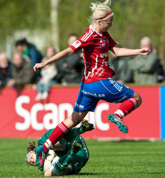 Sofia Lundgren, målvakt, Linköping, och Emma Sjödahl,