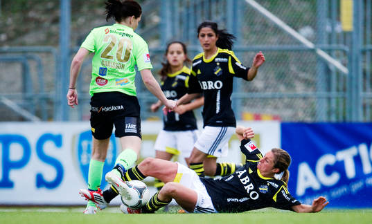Mia Carlsson, Kristianstad, och Madeleine Tegström, AIK