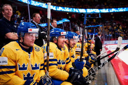 Joel Lundqvist, Sverige