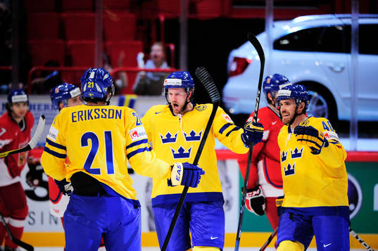 Niklas Kronwall och Henrik Zetterberg, Sverige (Jubel)