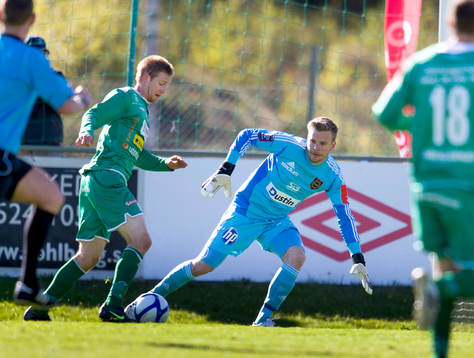 Steffen Vroom, Ljungskile, Niklas Westberg, målvakt