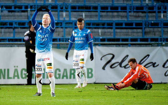 Mattias Adelstam, Trelleborg gör 4-2. Jubel