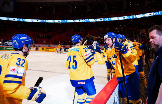Bläddra bland fler bilder av Ishockey, VM, Sverige - Danmark