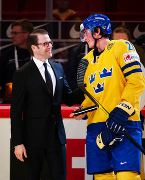 Prins Daniel delade ut priset för Sveriges bästa spelare