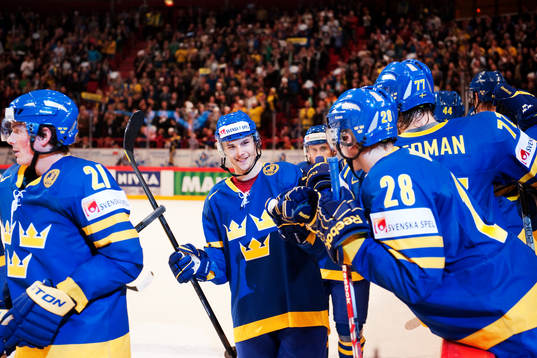 Erik Karlsson, Sverige, jubel