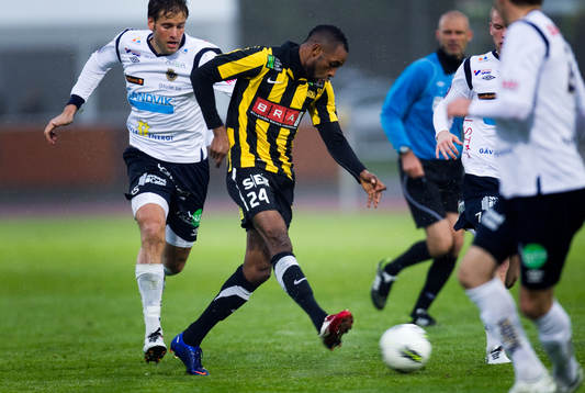Mikael Dahlberg, Gefle, René Makondele, Häcken