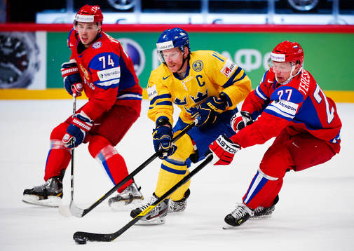 Alexei Yemelin och Alexei Tereshenko, Ryssland, utmanas av