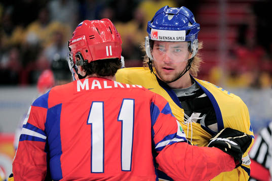 Yevgeni Malkin, Ryssland och Victor Hedman, Sverige