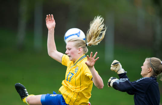 Stina Blackstenius, Svergie