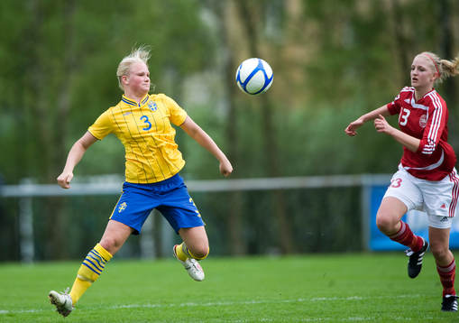 Ebba Holmqvist, Sverige