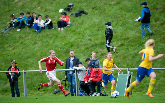 Fotboll, F16, Sverige - Danmark