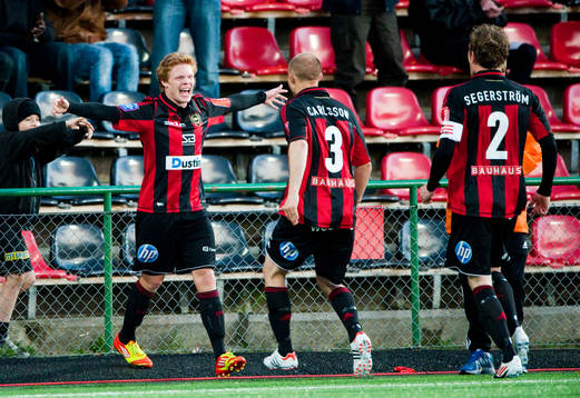 Anton Sandberg Magnusson, Brommapojkarna firar sitt 2-0