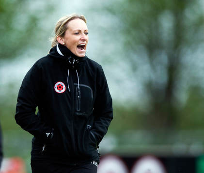 Elisabet Gunnarsdottir, tränare, Kristianstad