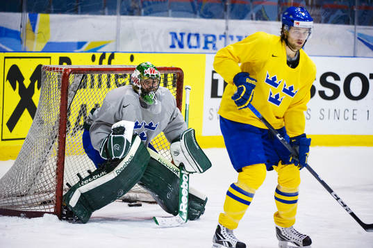 Christopher Nihlstorp, målvakt, och Victor Hedman
