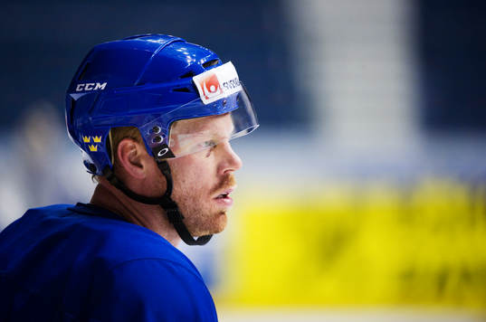Johan Franzén tränade trots sin skadade näsa
