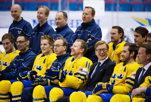 Daniel Alfredsson skrattar