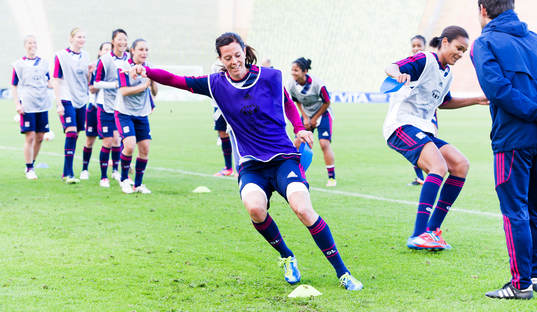 Lotta Schelin, Wendie Renard, Olympique Lyonnais (Lyon)