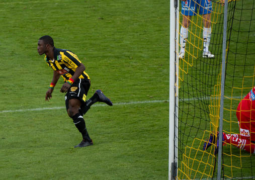 Abdul Majeed Waris, Häcken, gör 5-0