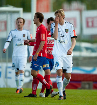 Pontus Åsbrink,  Brommapojkarna, depp