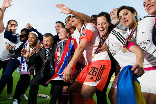 Olympique Lyonnais, jubel. Lotta Schelin