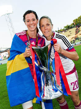 Lotta Schelin, Sabrina Viguier, Olympique Lyonnais