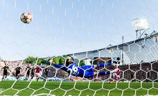 Olympique Lyonnais, mål på straff. Desiree Schumann,