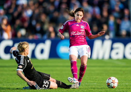 Saskia Bartusiak, FFC Frankfurt, Louisa Necib, Olympique