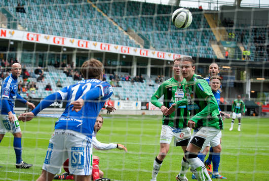 Fredrik Holster, GIF Sundsvall, räddar på mållinjen,