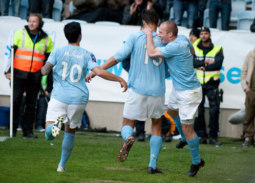 Mathias Ranégie, Malmö nickar in 1-0. Jubel