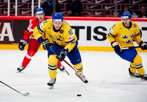 Gabriel Landeskog, Sverige