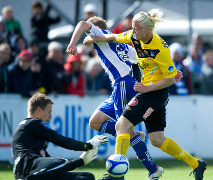 Robin Söder, Göteborg stoppas av Robin Cederberg och