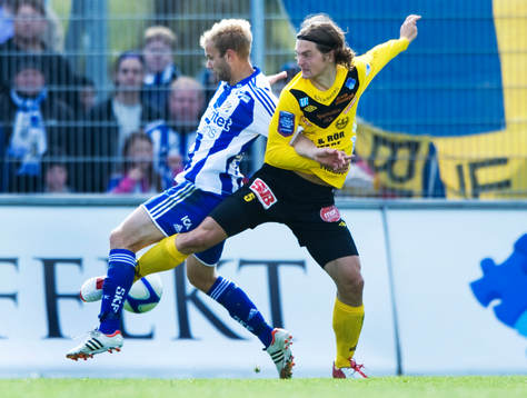 1-1 Robin Söder, Göteborg, som här passerar William