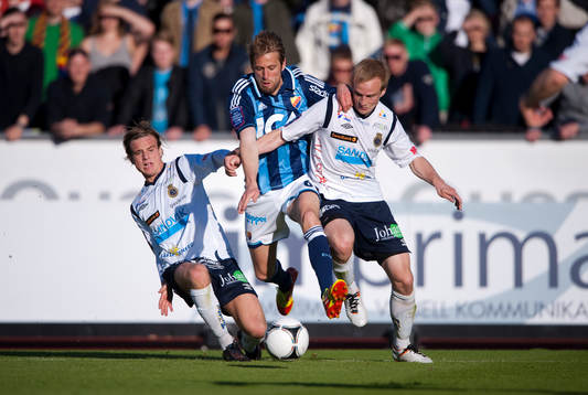 Peter Nymann Mikkelsen, Djurgården stoppas av Erik Larsson