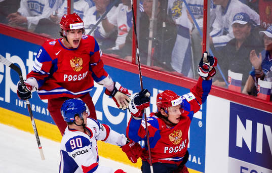 Alexander Ovechkin och Alexander Syomin, Ryssland, jubel