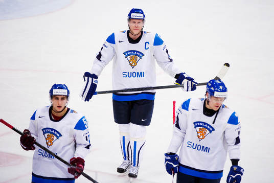 Valtteri Filppula, Mikko Koivu och Janne Niskala, Finland,