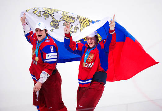 Alexander Ovechkin och Alexander Syomin, Ryssland, jublar