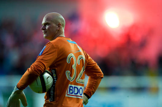 Bengaliska eldar stoppade matchen, Henri Sillanpää,