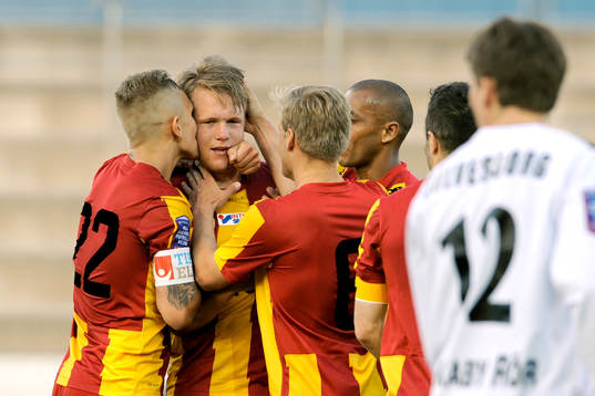 Anders Bååth, Syrianska gratuleras