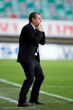 Mikael Stahre, tränare