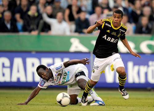 Robin Quaison, AIK och Reuben Ayarna, GAIS