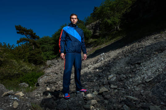 Johan Elmander i Adidaskläder