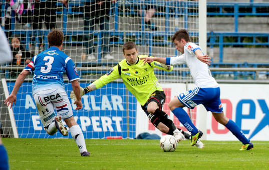 Bläddra bland fler bilder av Fotboll, Superettan, Trelleborg - Värnamo